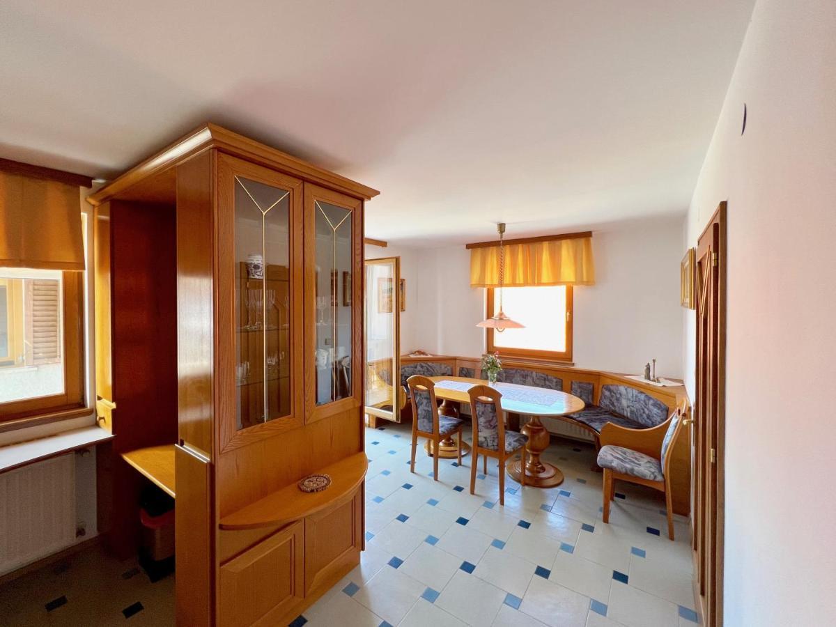 Guest House Domacija Krnc Hrib pri Hinjah Exterior foto