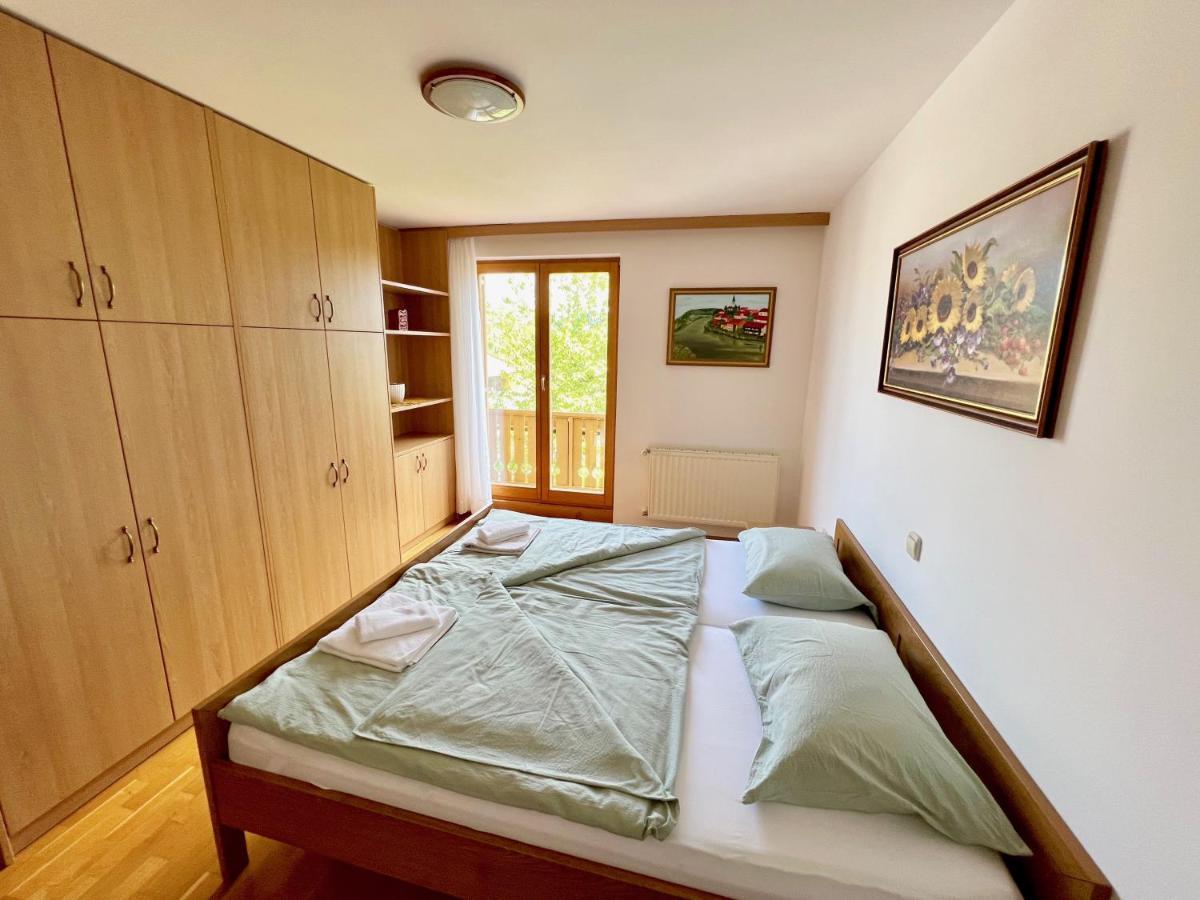 Guest House Domacija Krnc Hrib pri Hinjah Exterior foto